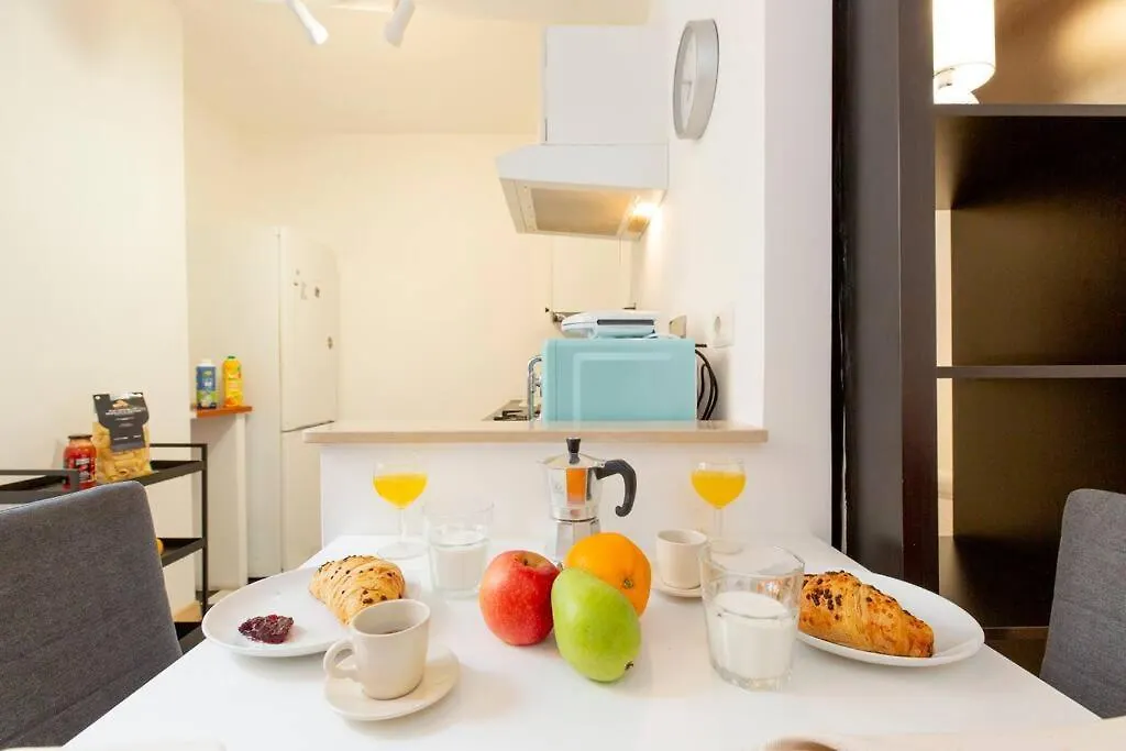 Studio With Terrace 15 Min To Vatican & Trastevere Rome