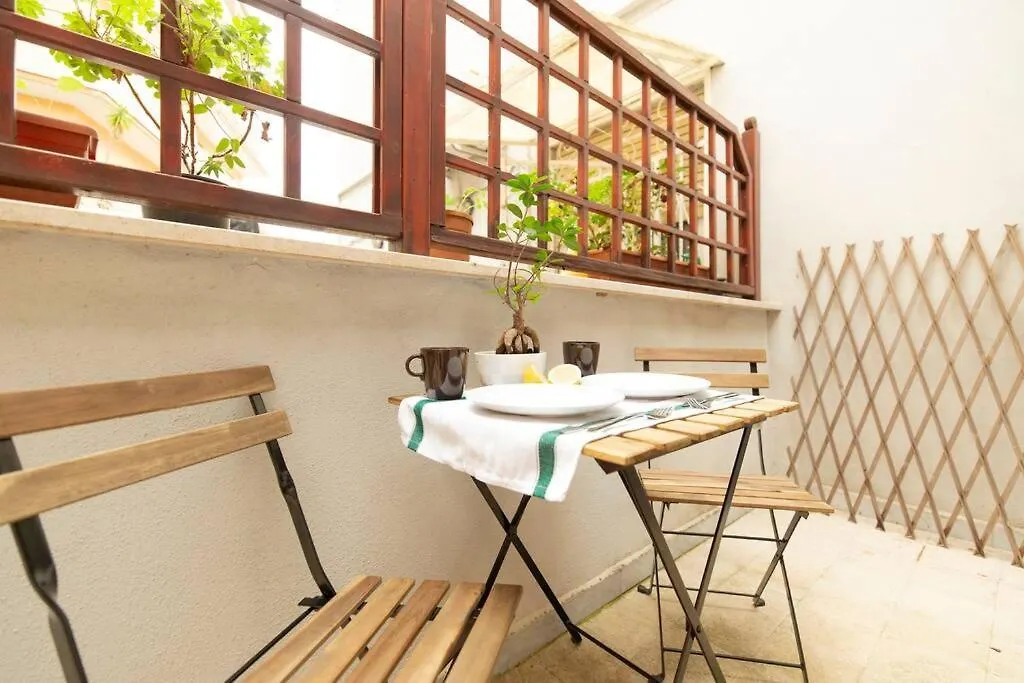 Studio With Terrace 15 Min To Vatican & Trastevere Rome