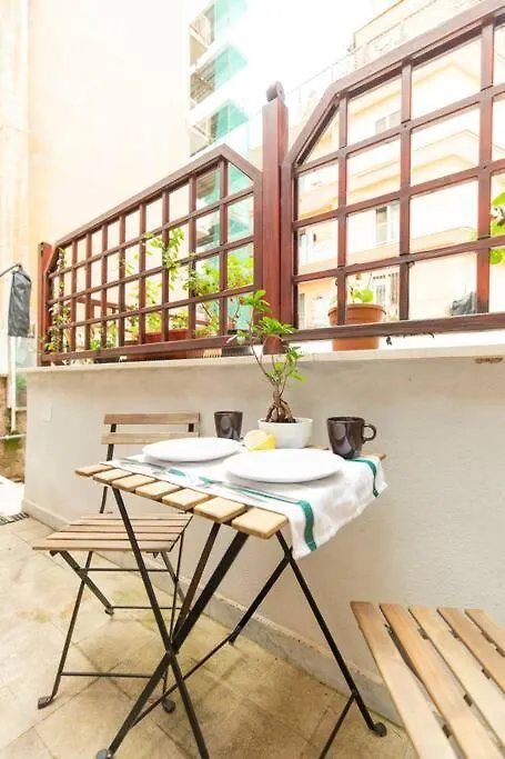 Studio With Terrace 15 Min To Vatican & Trastevere Rome Apartment